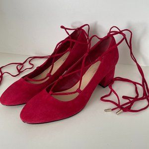 SAKS FIFTH AVENUE Cherry Red Lace Up Pumps w Short Wide Heels Sz 8.5